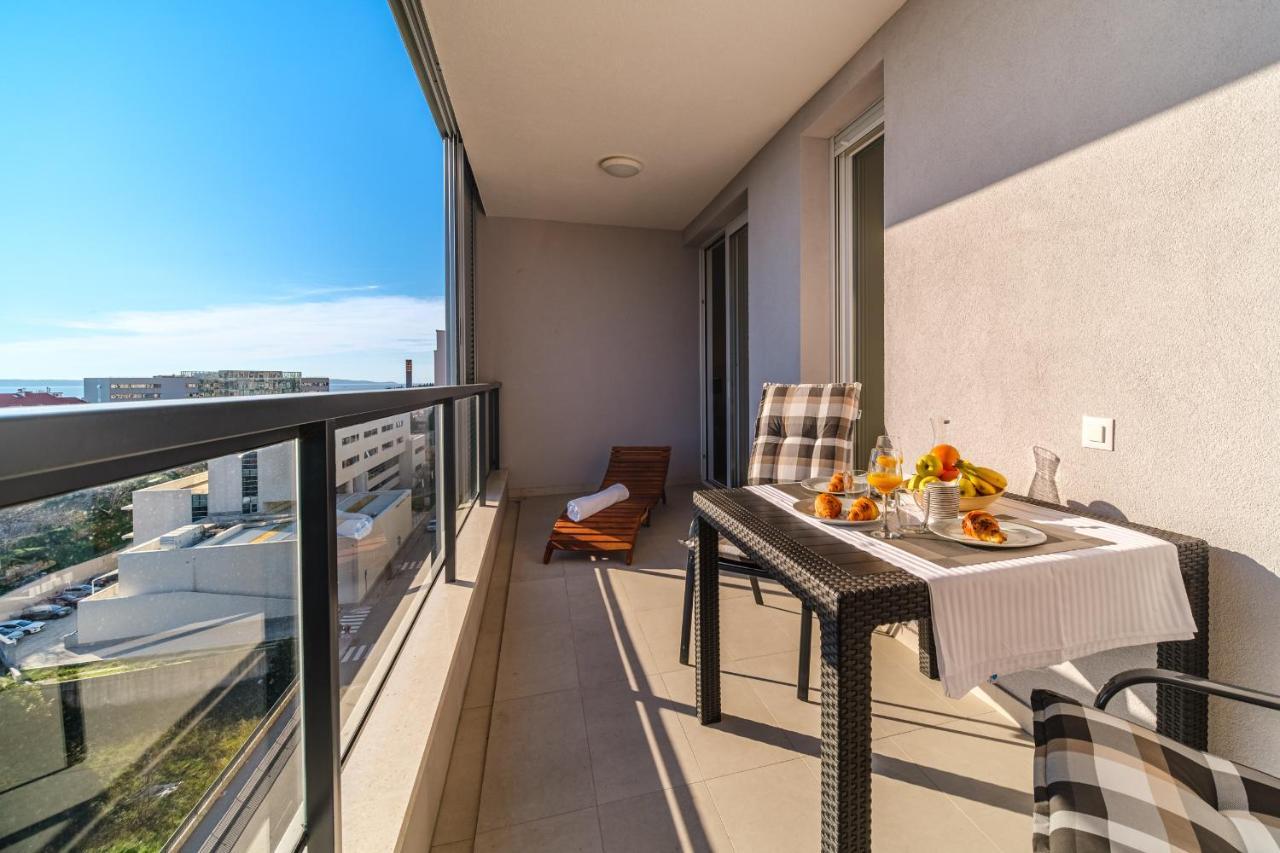 Golden View 8 Apartment Split Exterior photo